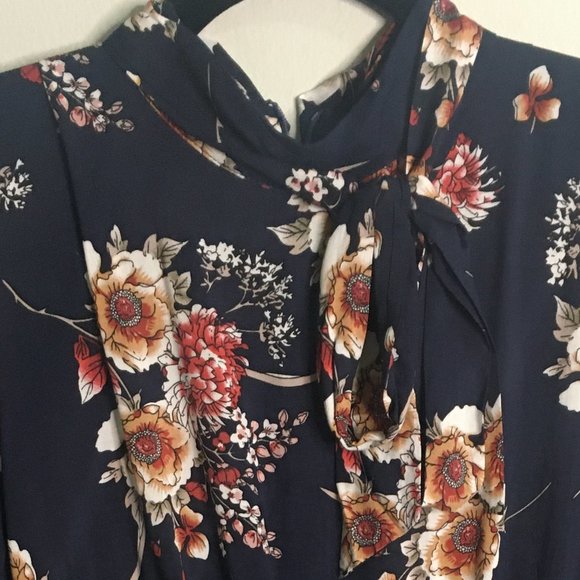 Shein - Navy Blue Floral Print Dress - Item#58 - Picture 3 of 5